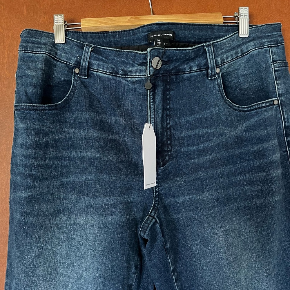 Universal Standard Seine Mid Rise Skinny Jeans 32 inch